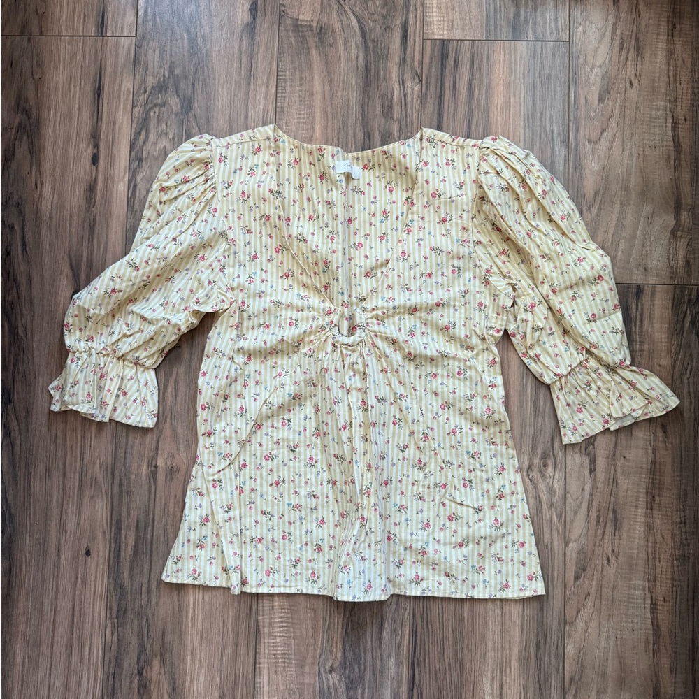 Floral Cream Puff-Sleeve Tie-Front Top